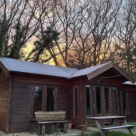 Апартаменты The 'shed' Log Cabin, Bishop Sutton